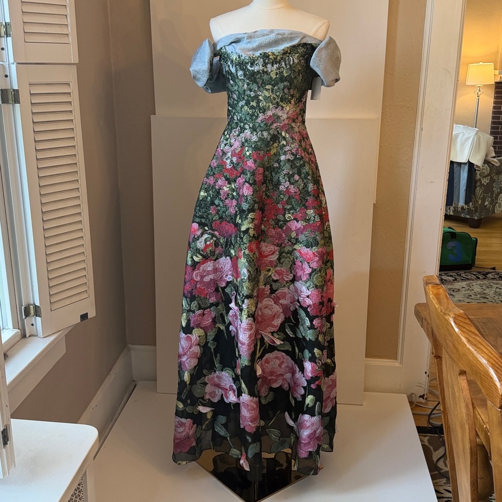 Oscar de la Renta Off-Shoulder Floral Maxi Dress in Black, Pink, Green - Picture 4 of 16